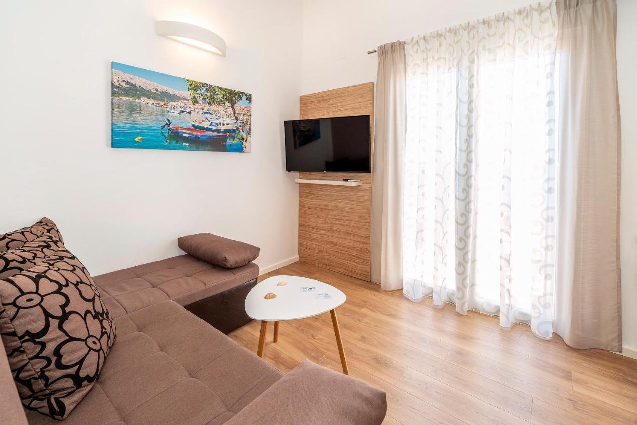 Apartments Kricin II Башка Екстер'єр фото