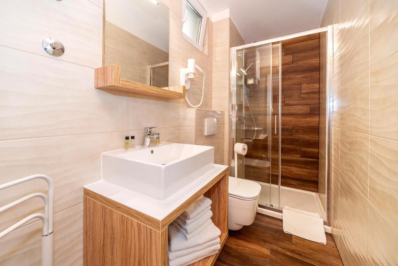 Apartments Kricin II Башка Екстер'єр фото